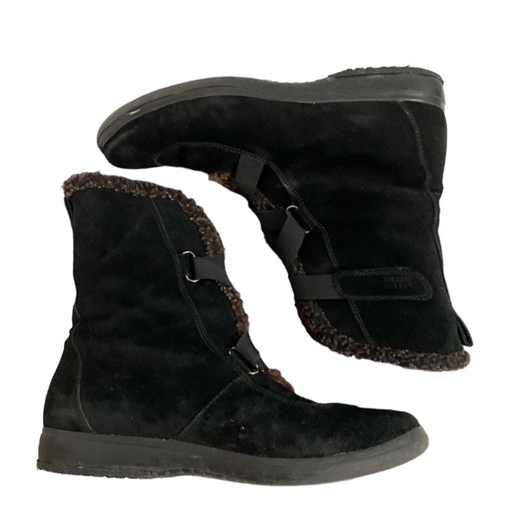 Stuart Weitzman Genuine Shearling Black Suede Velcro Boots - Picture 5 of 8